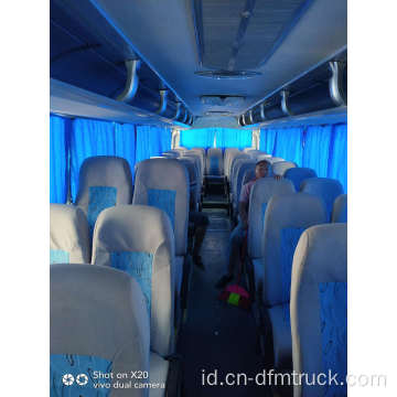 Bus Bus Yutong Bekas Ber-AC Dijual